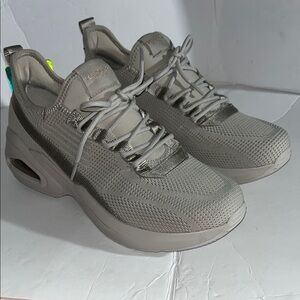 Skechers New size 11